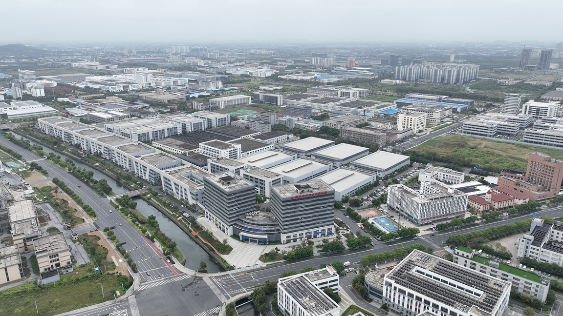 ~!phoenix_varIMG19!~